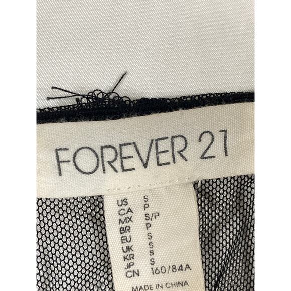 Forever 21 Women Black Mesh Embroidered Batwing Cover up Top Vneck Size S - Picture 4 of 8